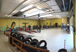 Pneus Evolution - Autofficina-Gommista-Revisioni-Concessionario, Santa Maria di Sala orari di apertura