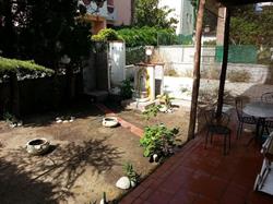 Casa d'amare, Davoli orari di apertura