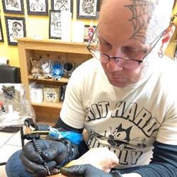 Perz Tattoo Studio, Cagliari orari di apertura