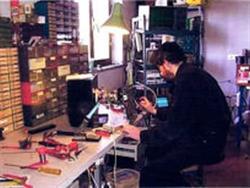 Riparazione Impianti Stereo Alta fedeltà e Videoproiettori, Napoli orari di apertura