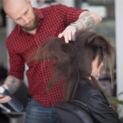 Parrucchiere Milano- Simone Mascolo Hair Salon, orari di apertura