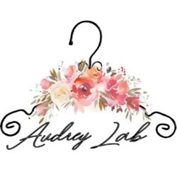 Audrey Lab, Talsano orari di apertura