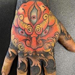 379 tattoo studio, Cagliari orari di apertura