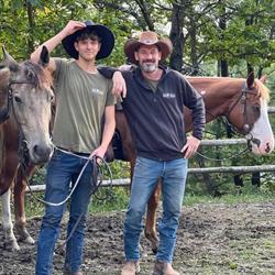 Oak Wood Ranch, Toano orari di apertura