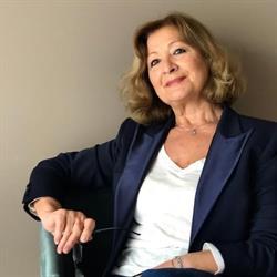 Sartoria Cristina di Maria Cristina Benedetto, Treviso orari di apertura