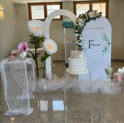 Lady Marilyn, Larino orari di apertura