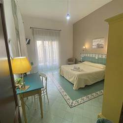 Bed and Breakfast "Le 5 Torri", Trapani orari di apertura