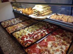 L artista pizzeria, Parma orari di apertura