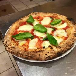 Pizzeria O'Vesuvio, Castelfiorentino orari di apertura