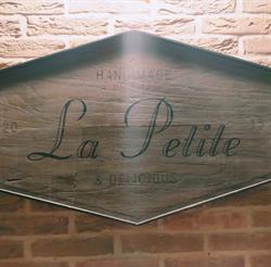 La Petite Hand made & Delicious, Porto San Giorgio orari di apertura