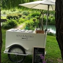 SenzA Altro - Dolcezze e Gelati, Dolcè orari di apertura