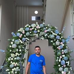 La Primavera di Stefano Robustelli, Striano orari di apertura