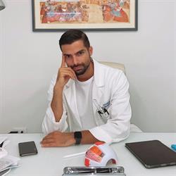 Dr. Charles Di Benedetto Optometrista Contattologo, Lucca orari di apertura