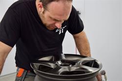 Garage 81 di Matteo Locatelli, Sarzana orari di apertura