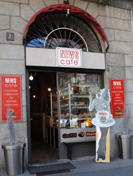News Cafè, Milano orari di apertura