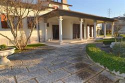 B&B Villa Adriano, Sega orari di apertura