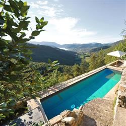 Casa Luce Labro, orari di apertura