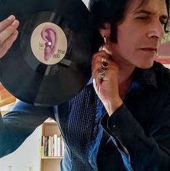 Living in the past Vinyl Records/old books, Venezia orari di apertura