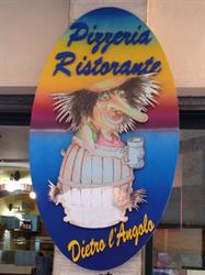 Pizzeria "Dietro l'Angolo", Massa orari di apertura