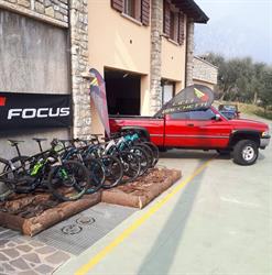 Noleggio e-bike Gargnano, orari di apertura