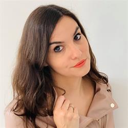 Chiara Paraboni, Gorgonzola orari di apertura