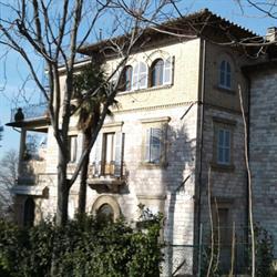 La Casa di Famiglia, Assisi orari di apertura