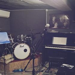 BlueButz Records, Seregno orari di apertura