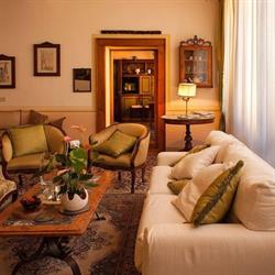 Casa Archè-Locazione turistica Feltre, orari di apertura