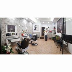 Salvo Barber for Life, San Giovanni la Punta orari di apertura