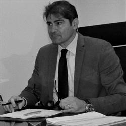 Giuseppe Di Sarno, Vignola orari di apertura