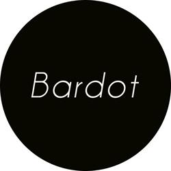 Bardot, Trieste orari di apertura