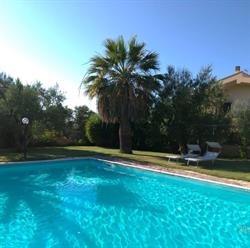 La Ginestra b&b, Trani orari di apertura