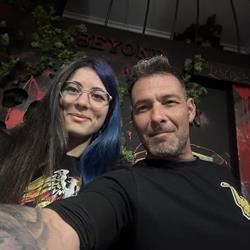 Beyond the Skin Tattoo, Tuglie orari di apertura