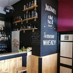 Ci vediamo Al Pub, Alia orari di apertura
