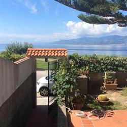B&B dormirereggiocalabria, Reggio Calabria orari di apertura