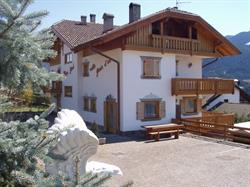 Albergo Garnì Villa Goccia d'Oro, Cavalese orari di apertura