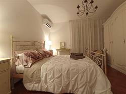 La Principessa Nera, Ostra orari di apertura