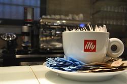 Ipotesi Cafè, Este orari di apertura