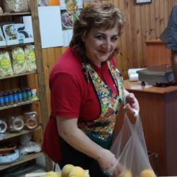 Le Primizie Di Frutta Di Cirigliano Vincenzina, San Chirico Raparo orari di apertura
