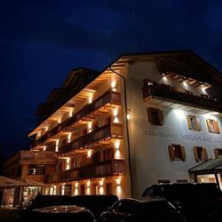 Dolomitenhotel Weisslahnbad, Tires orari di apertura