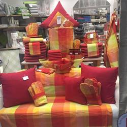 Home Biancheria per la casa & c, Luino orari di apertura