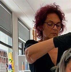 Emidia Parrucchieri, Pordenone orari di apertura