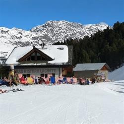 Bar Ristoro Laghetti Official, Piatta orari di apertura