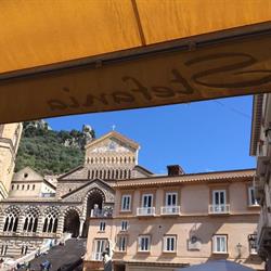 Stefania Boutique Amalfi, orari di apertura