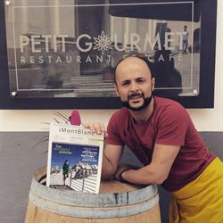 Petit Gourmet Restaurant Cafe, La Salle orari di apertura