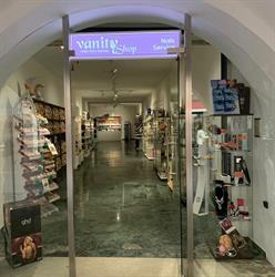 Vanity Shop & Servizi Nails, Bolzano orari di apertura