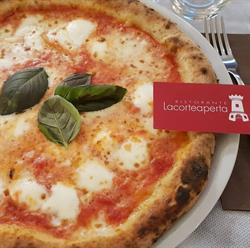 Lacorteaperta Ristorante Pizzeria, Candelo orari di apertura