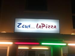 Zeus La Pizza, Paese orari di apertura