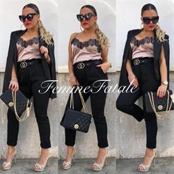 Femme Fatale, Afragola orari di apertura