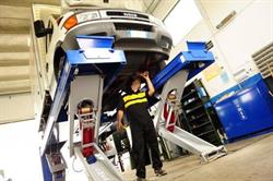 Officina- Clinica dell'auto- Via Anagnina, 370, Roma orari di apertura